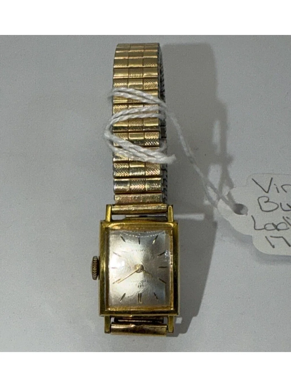 Vintage Bucherer Ladies Watch 17 Jewels Swiss Manual Wind Gold Tone